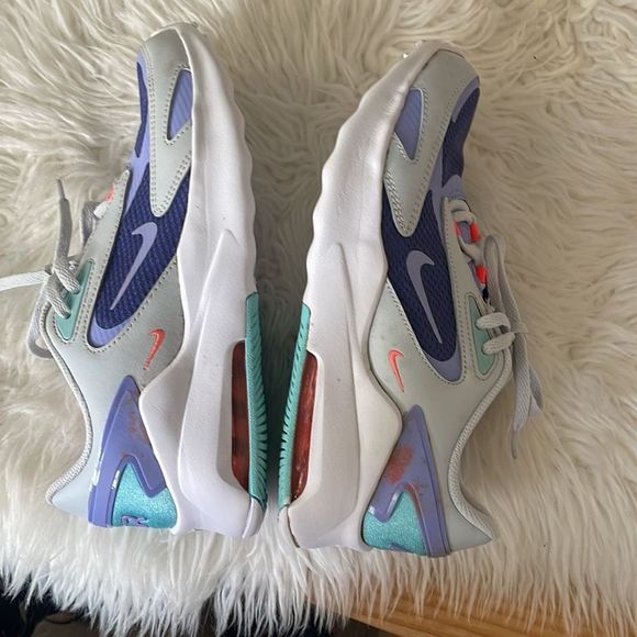 NIKE AIR MAX MULTICOLOR SNEAKERS - Picture 5 of 11